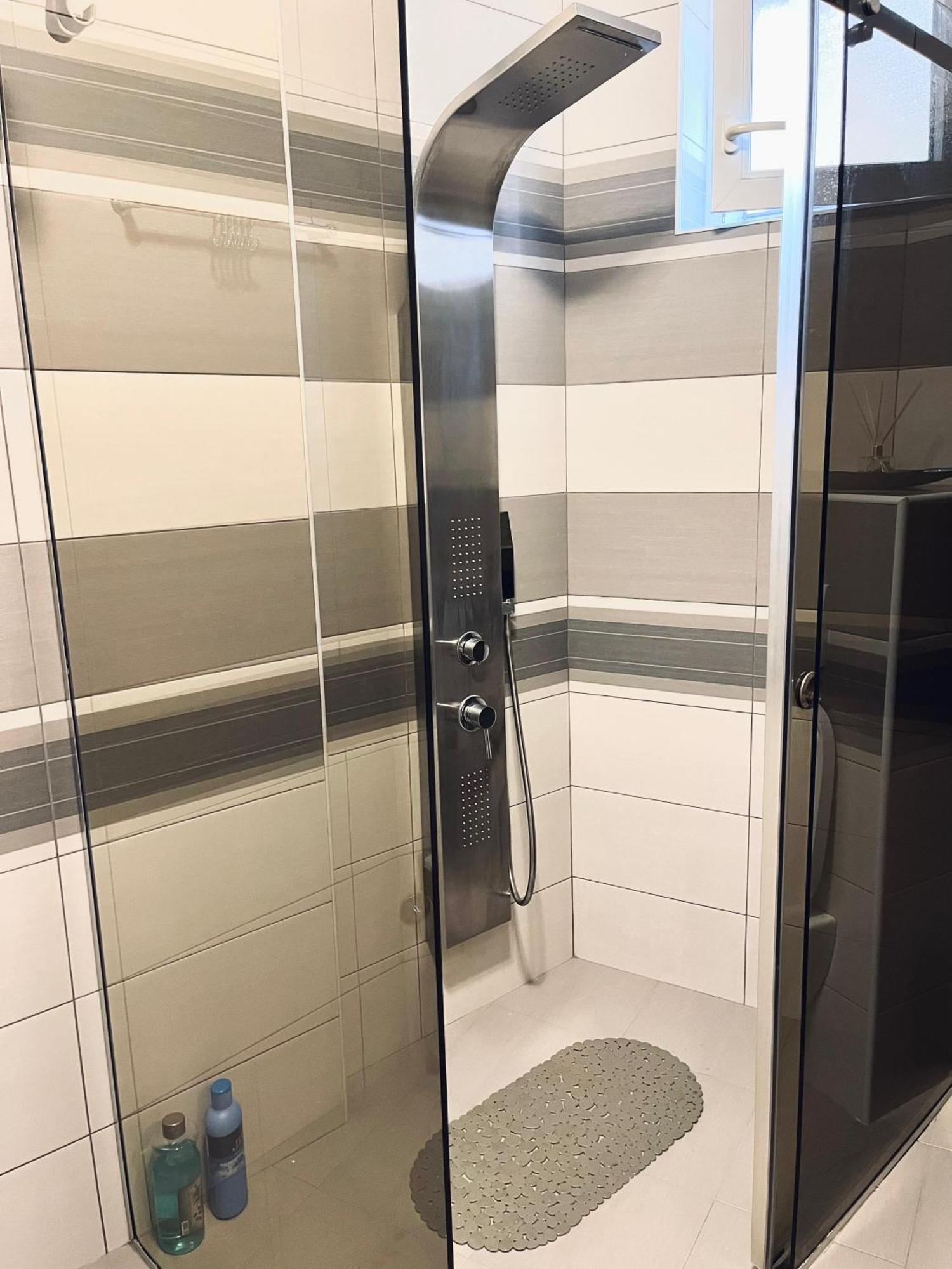 Lumo Apartment Nis Luaran gambar
